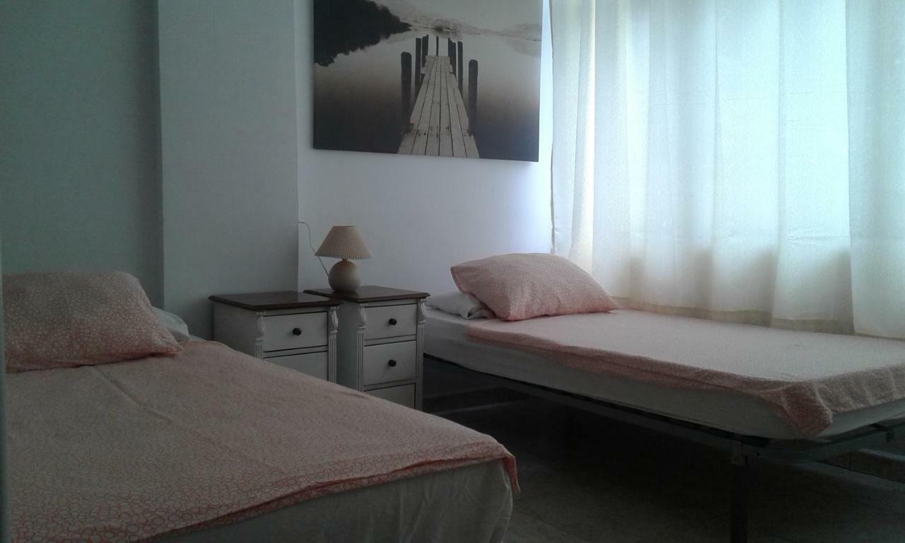 Apartment Close To Yumbo,Free Parking بلايا ديل إنغلز المظهر الخارجي الصورة